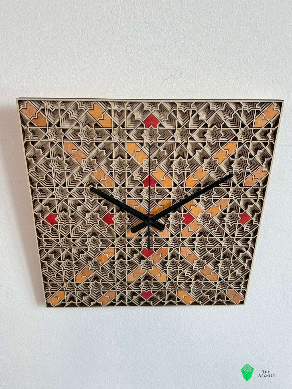 Islamic Geometric Clock: Pattern 33